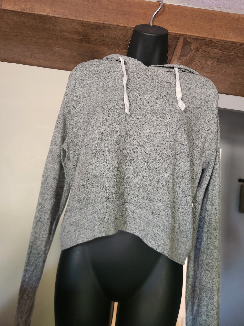 Hollister Heather Gray Cropped Pullover Hoodie